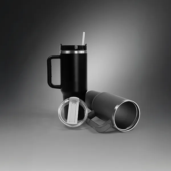 1.2L Double Walled Travel Mug with Straw 1.2L Double Walled Travel Mug with Straw