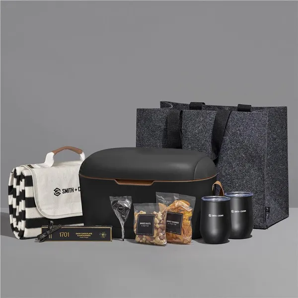 Yatta Outdoor Indulgence Hamper Yatta Outdoor Indulgence Hamper