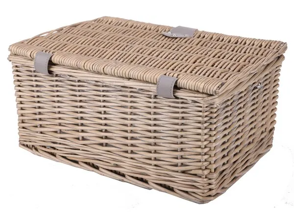 2-Person Wicker Picnic Basket 2-Person Wicker Picnic Basket
